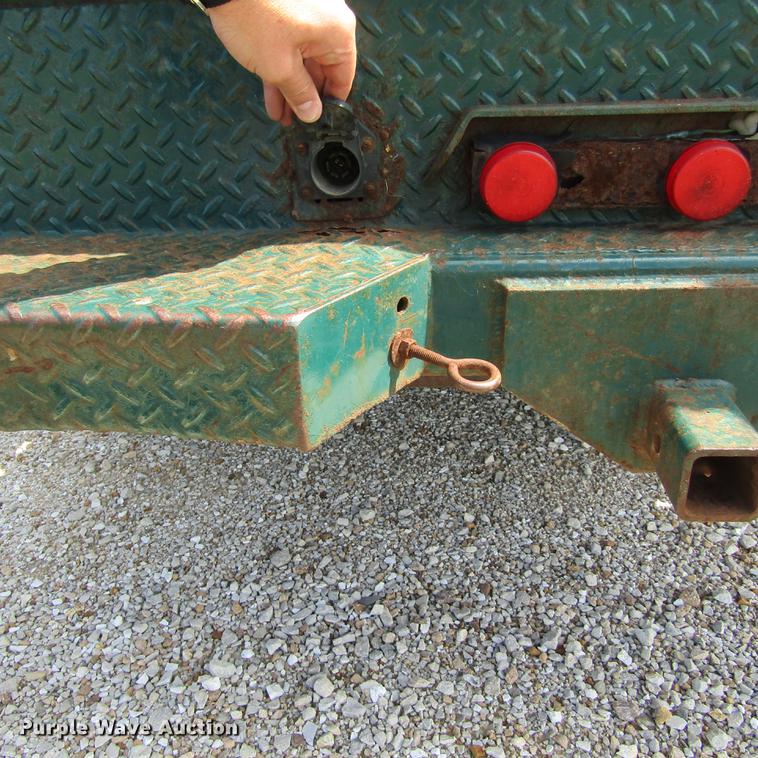 image for item DD2682 1989 Ford F450 Super Duty bucket truck