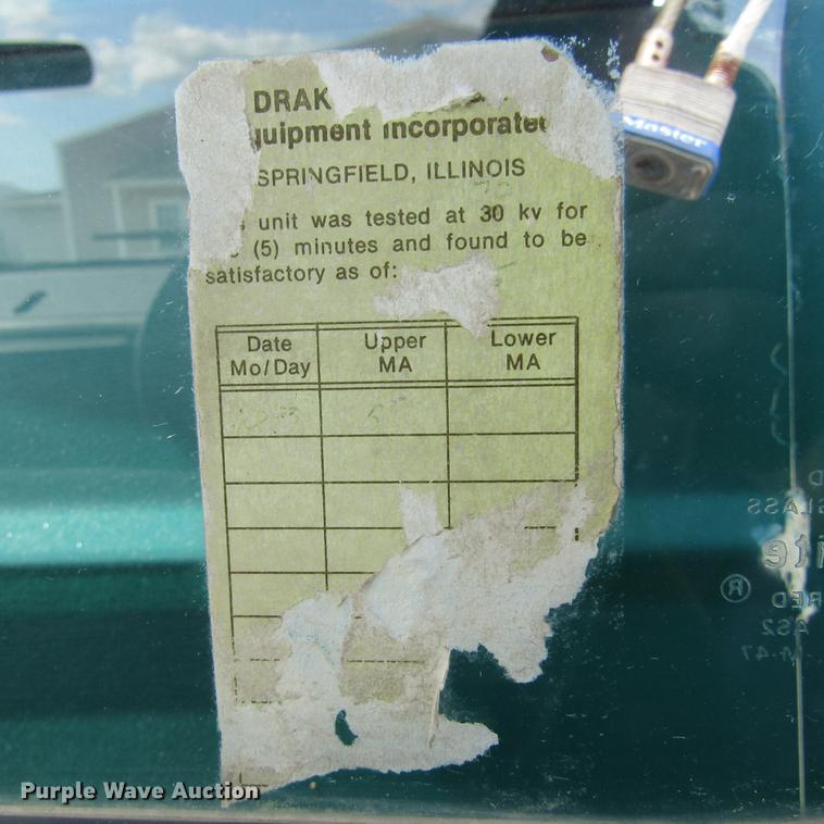 image for item DD2682 1989 Ford F450 Super Duty bucket truck