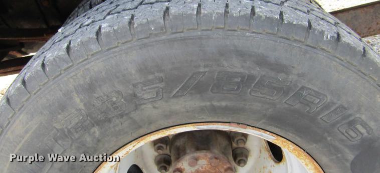 image for item DD2682 1989 Ford F450 Super Duty bucket truck