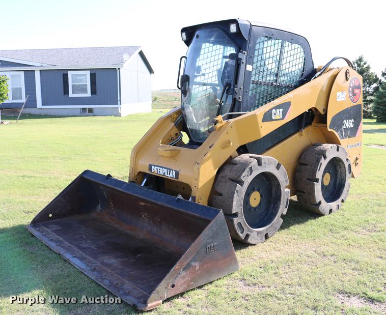 image for item DD4266 2010 Caterpillar 246C skid steer