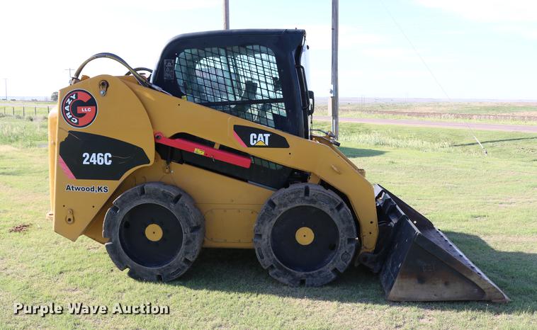 image for item DD4266 2010 Caterpillar 246C skid steer