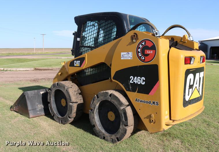 image for item DD4266 2010 Caterpillar 246C skid steer