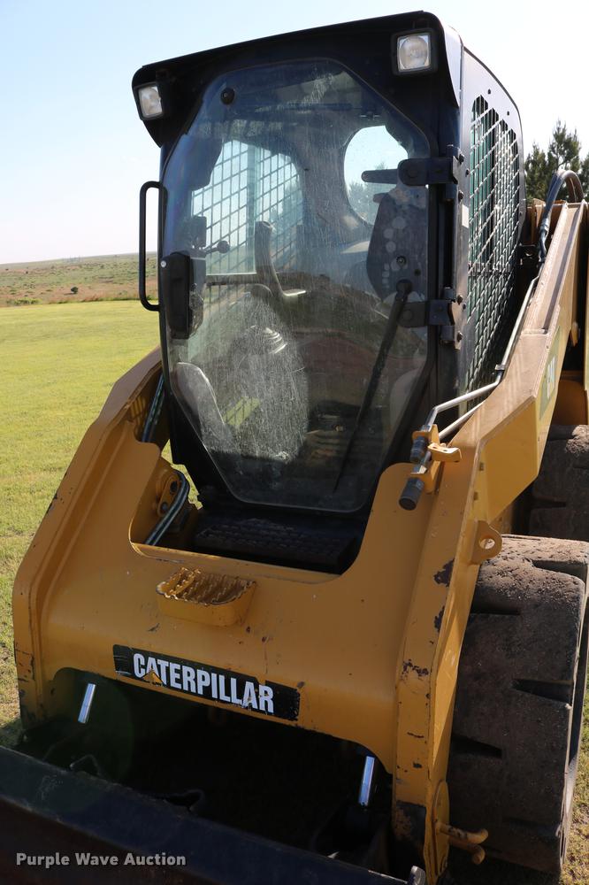 image for item DD4266 2010 Caterpillar 246C skid steer