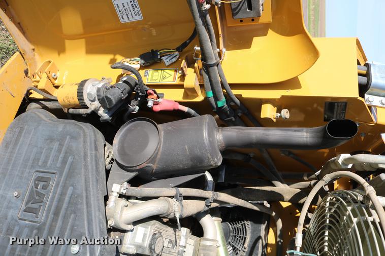 image for item DD4266 2010 Caterpillar 246C skid steer