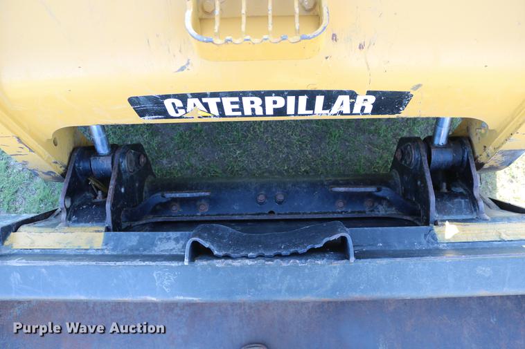 image for item DD4266 2010 Caterpillar 246C skid steer