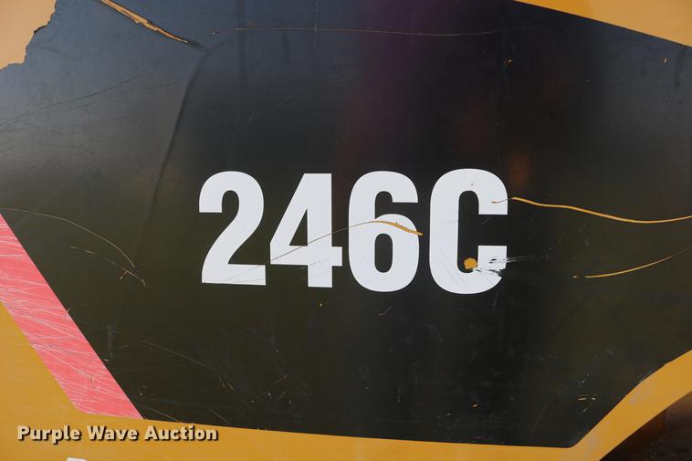 image for item DD4266 2010 Caterpillar 246C skid steer