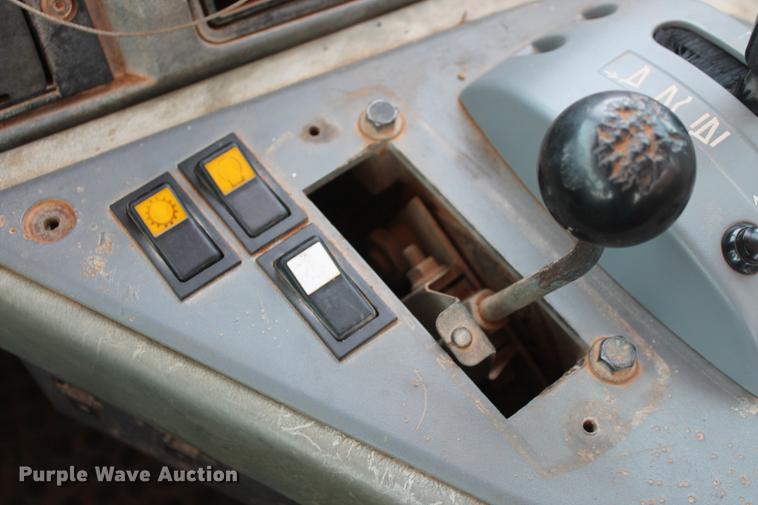 image for item DD4972 2004 Volvo A40D articulated haul truck