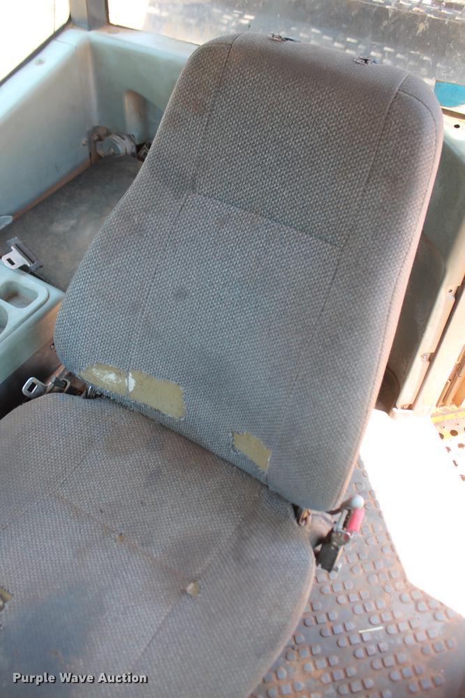 image for item DD4972 2004 Volvo A40D articulated haul truck