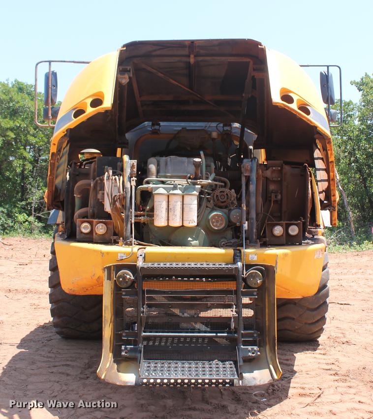 image for item DD4972 2004 Volvo A40D articulated haul truck