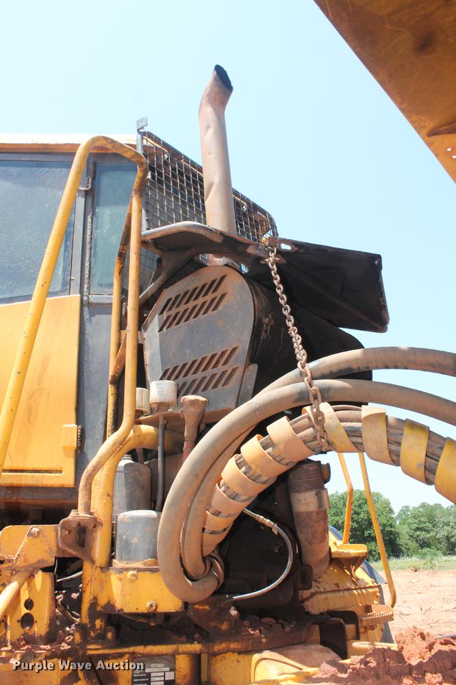 image for item DD4972 2004 Volvo A40D articulated haul truck