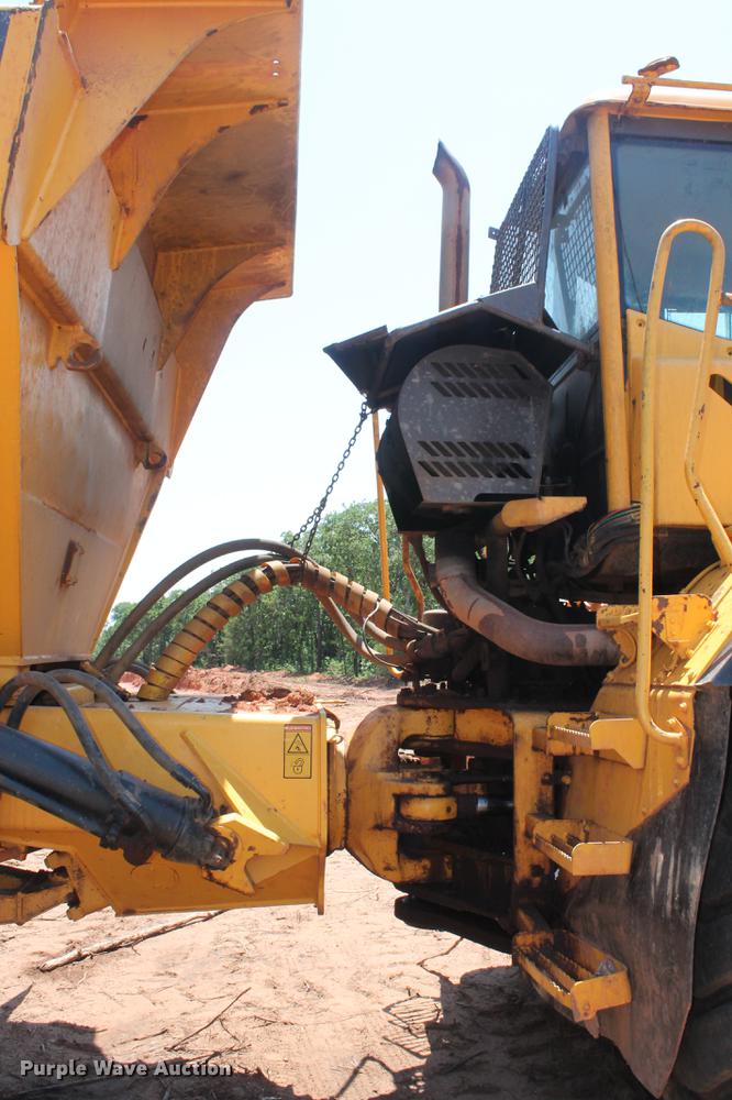 image for item DD4972 2004 Volvo A40D articulated haul truck