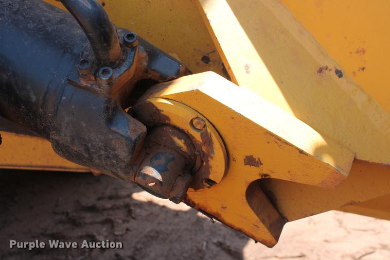 image for item DD4972 2004 Volvo A40D articulated haul truck