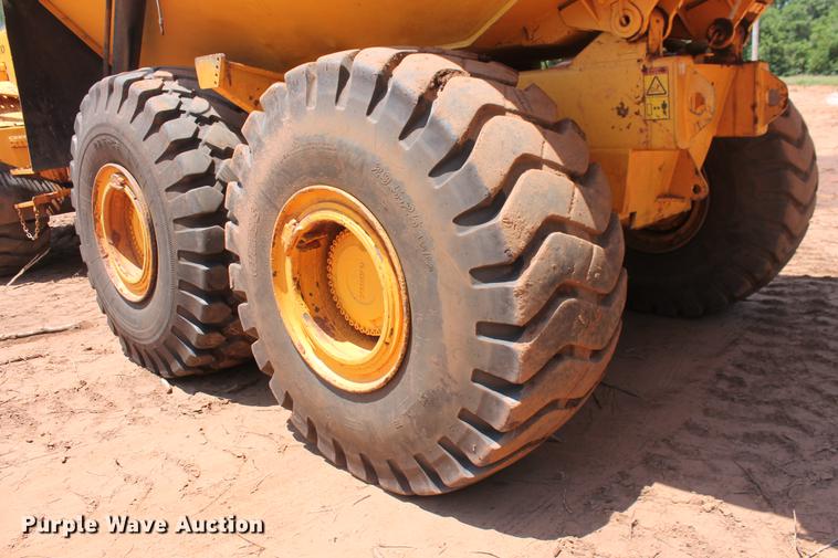 image for item DD4972 2004 Volvo A40D articulated haul truck