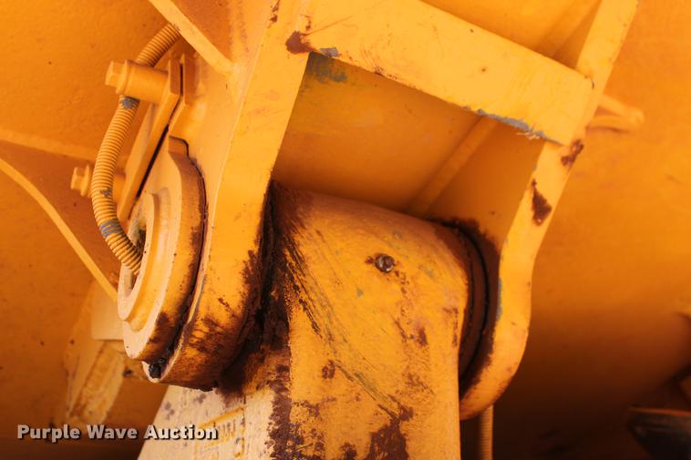 image for item DD4972 2004 Volvo A40D articulated haul truck