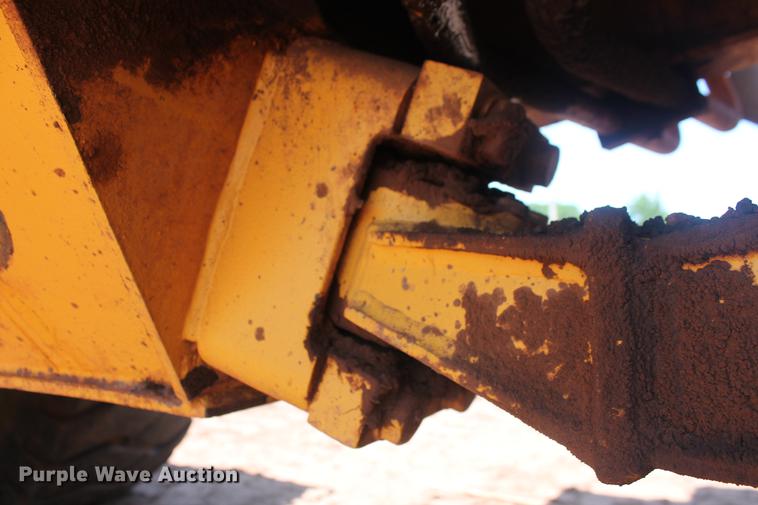 image for item DD4972 2004 Volvo A40D articulated haul truck