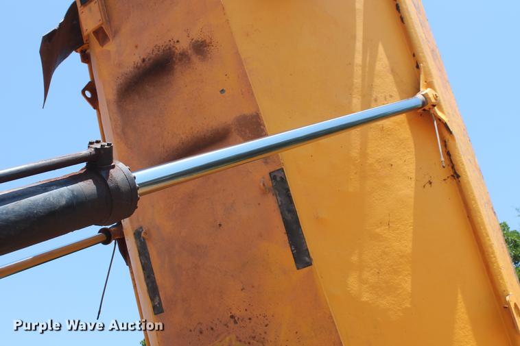 image for item DD4972 2004 Volvo A40D articulated haul truck