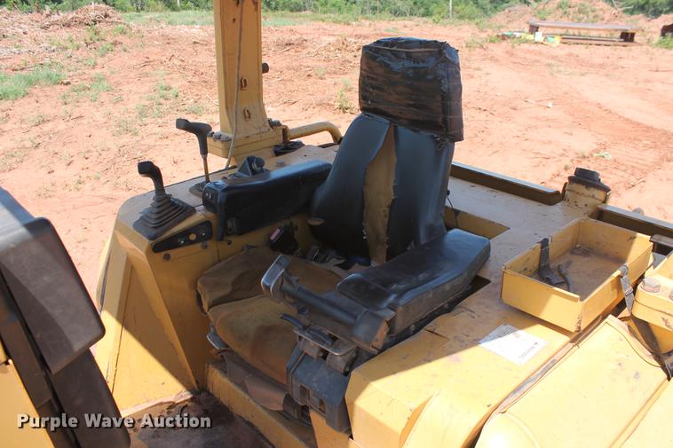 image for item DD4974 2003 Caterpillar D5N LGP dozer