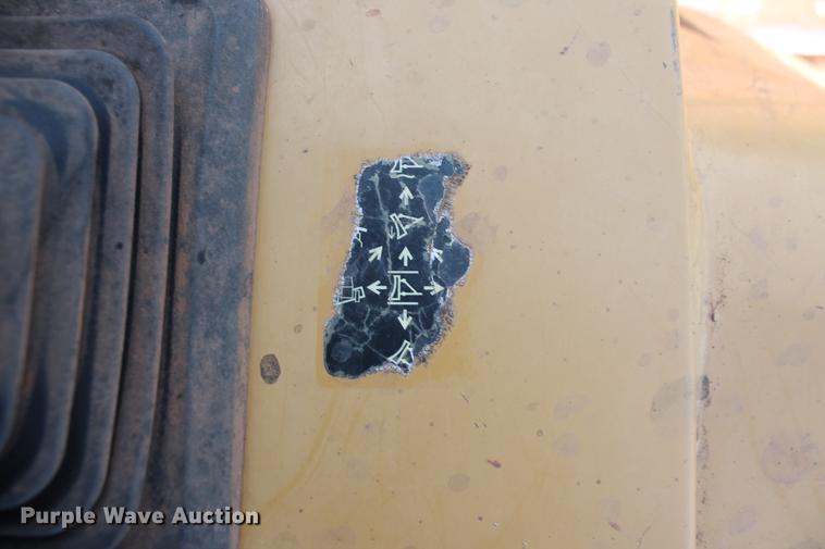 image for item DD4974 2003 Caterpillar D5N LGP dozer