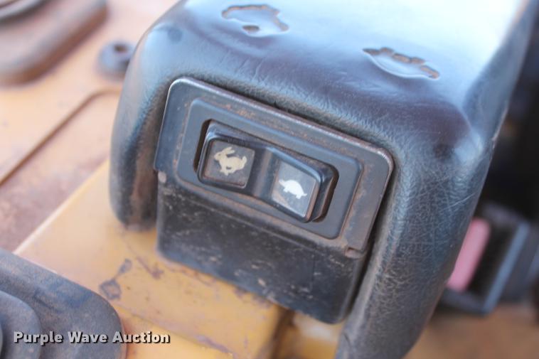 image for item DD4974 2003 Caterpillar D5N LGP dozer