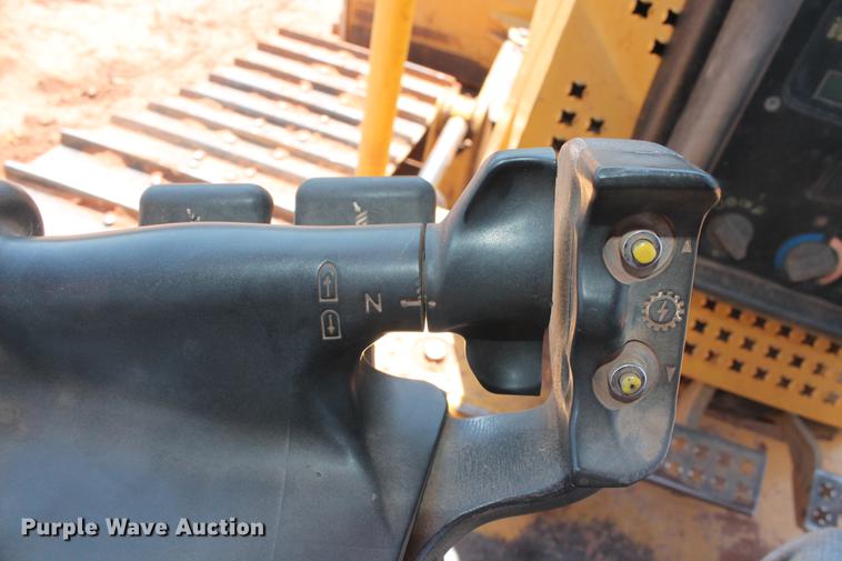 image for item DD4974 2003 Caterpillar D5N LGP dozer