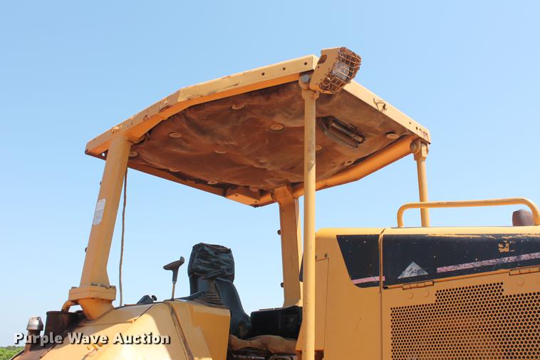 image for item DD4974 2003 Caterpillar D5N LGP dozer