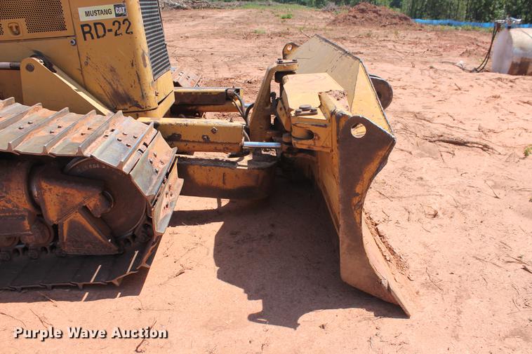 image for item DD4974 2003 Caterpillar D5N LGP dozer
