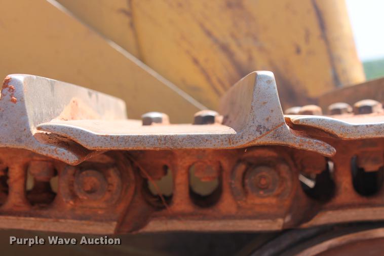 image for item DD4974 2003 Caterpillar D5N LGP dozer