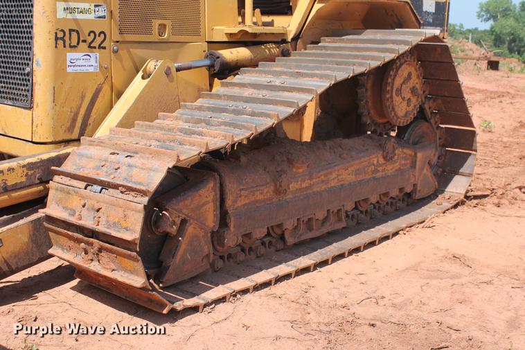 image for item DD4974 2003 Caterpillar D5N LGP dozer