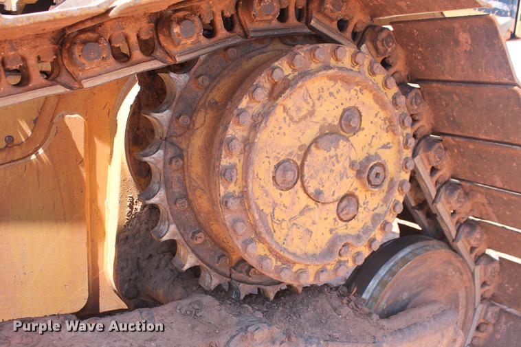 image for item DD4974 2003 Caterpillar D5N LGP dozer