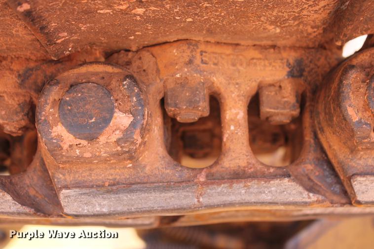 image for item DD4974 2003 Caterpillar D5N LGP dozer