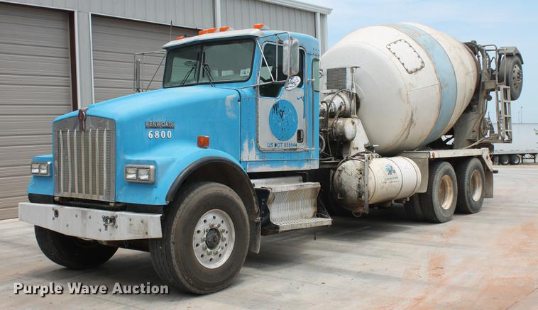image for item DD4975 2006 Kenworth W900B ready mix truck