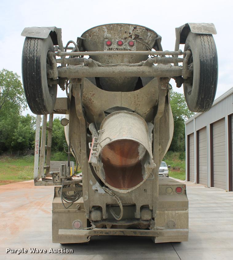 image for item DD4975 2006 Kenworth W900B ready mix truck