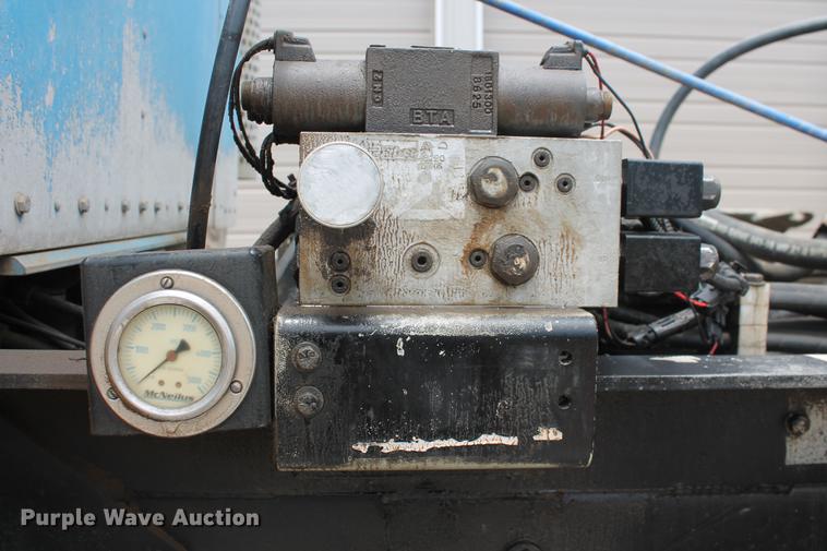 image for item DD4975 2006 Kenworth W900B ready mix truck