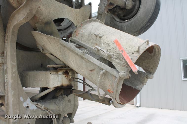 image for item DD4975 2006 Kenworth W900B ready mix truck