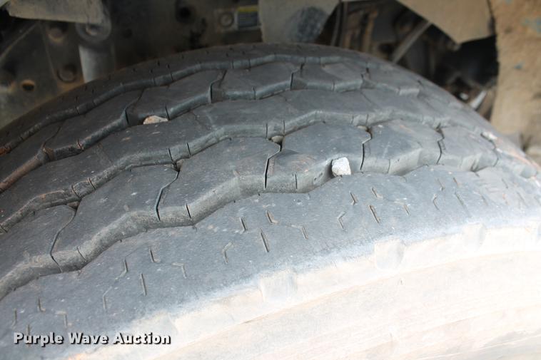 image for item DD4975 2006 Kenworth W900B ready mix truck