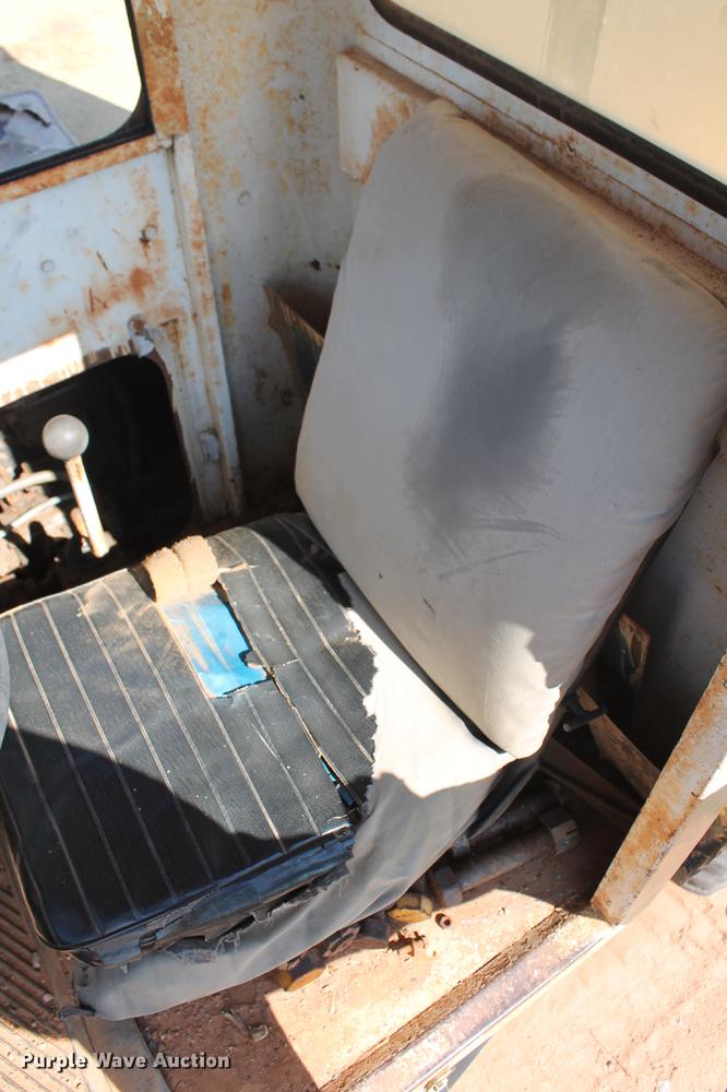 image for item DD4985 1969 P & H 645TC crane