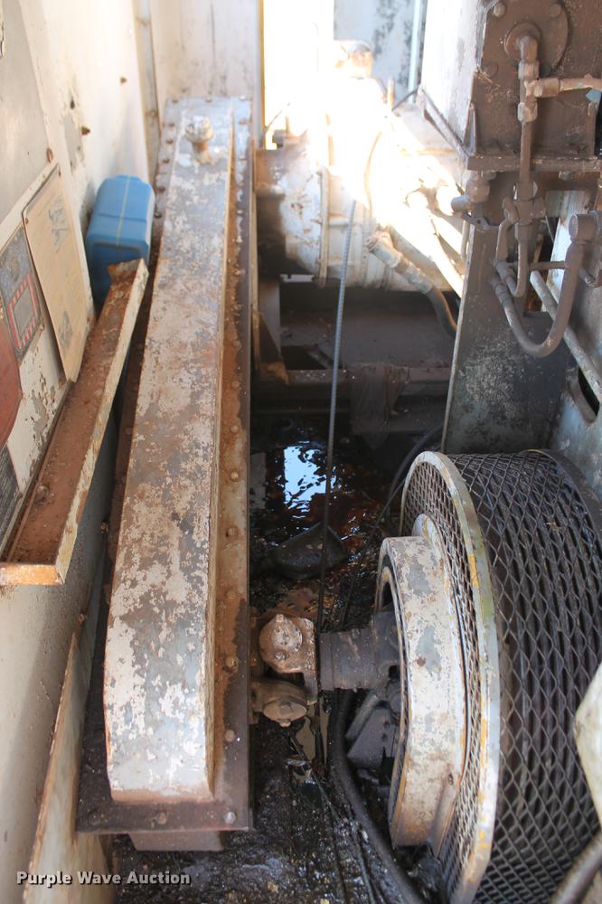 image for item DD4985 1969 P & H 645TC crane