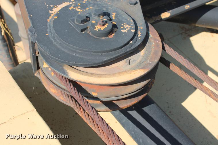 image for item DD4985 1969 P & H 645TC crane