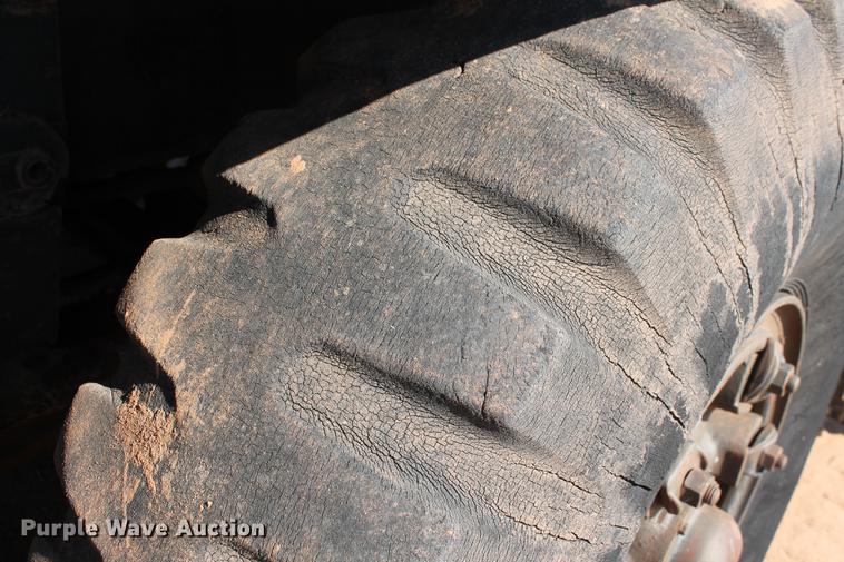 image for item DD4985 1969 P & H 645TC crane