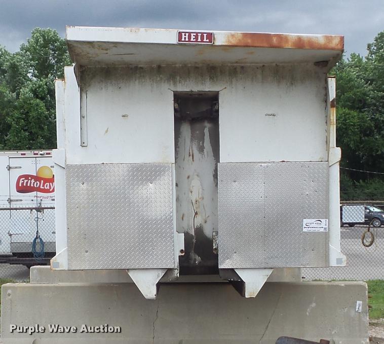 image for item DD7194 Heil dump bed
