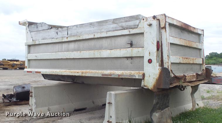 image for item DD7194 Heil dump bed