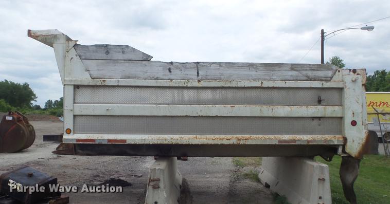 image for item DD7194 Heil dump bed