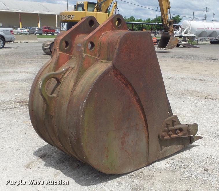 image for item DD7195 48"W excavator bucket