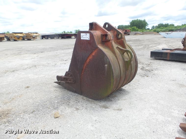 image for item DD7195 48"W excavator bucket