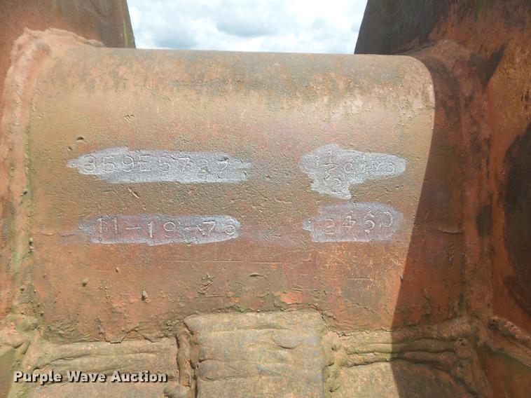 image for item DD7195 48"W excavator bucket