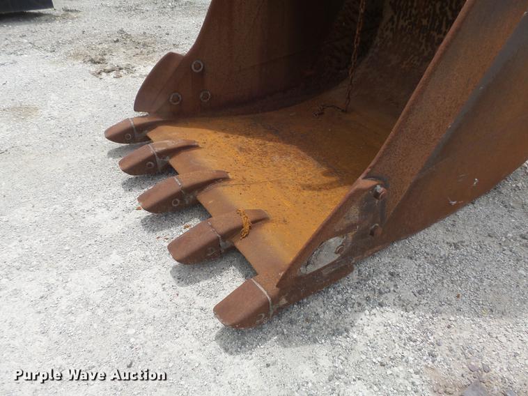 image for item DD7196 48"W excavator bucket