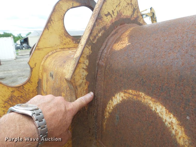 image for item DD7196 48"W excavator bucket