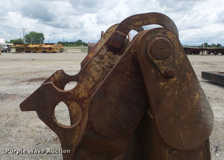 image for item DD7197 Excavator grapple