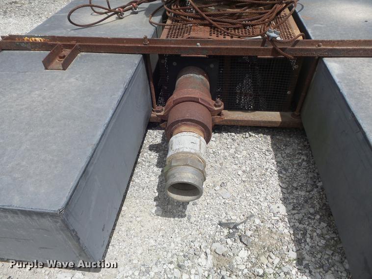 image for item DD7198 Dobbs floating surface water pump