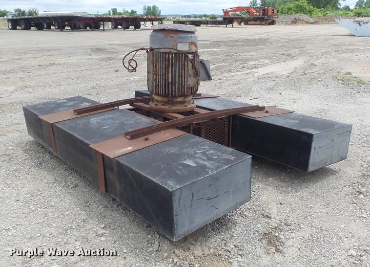 image for item DD7199 Dobbs floating surface water pump